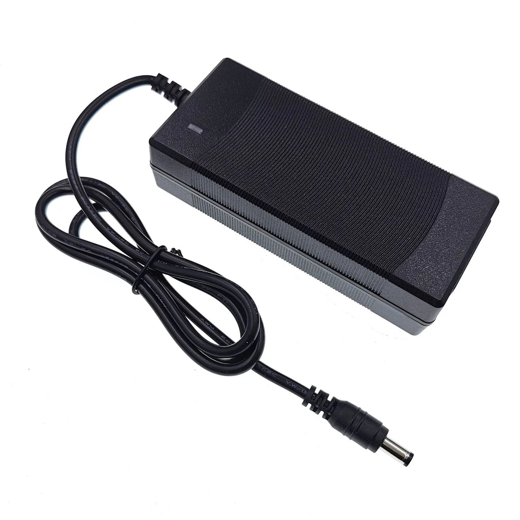 Carregador de Bateria de Lítio 36V/42V 2A — Bike e Patinete Elétrico
