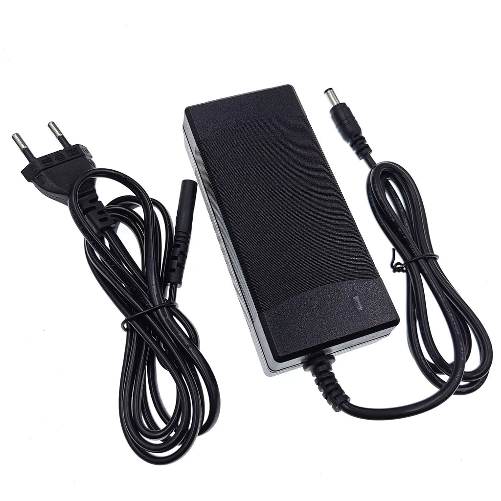 Carregador de Bateria de Lítio 36V/42V 2A — Bike e Patinete Elétrico